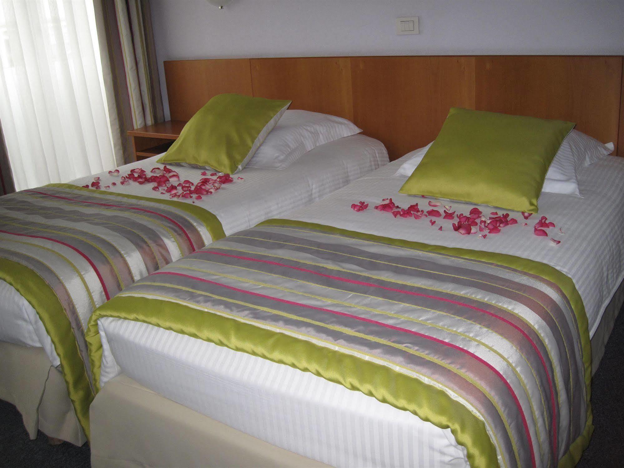 Hotel Le Terminus Mons Eksteriør bilde
